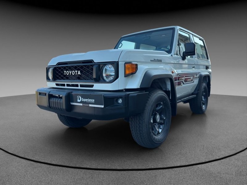 Toyota Land Cruiser GRJ71  Sperren u. Winde ab April