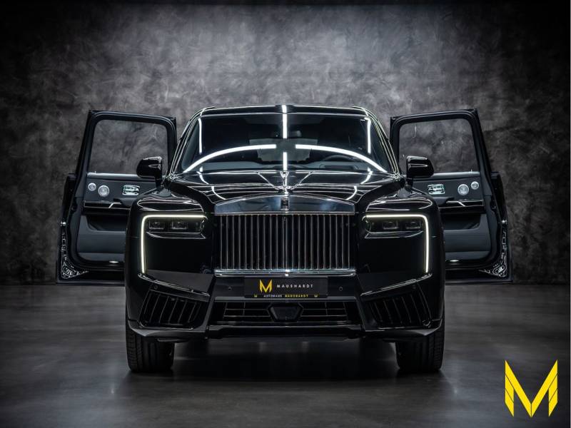 Rolls-Royce Cullinan SERIES II BLACK+BLACK-MY25-NEW-BESPOKE-