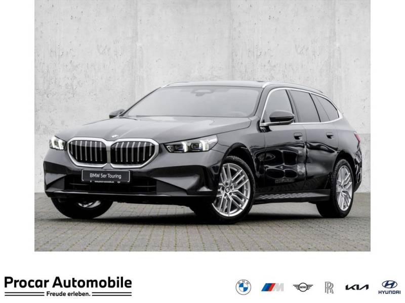 BMW 520d HUD ACC AHK 360°KAM RFK NAVI LED PDC V+H