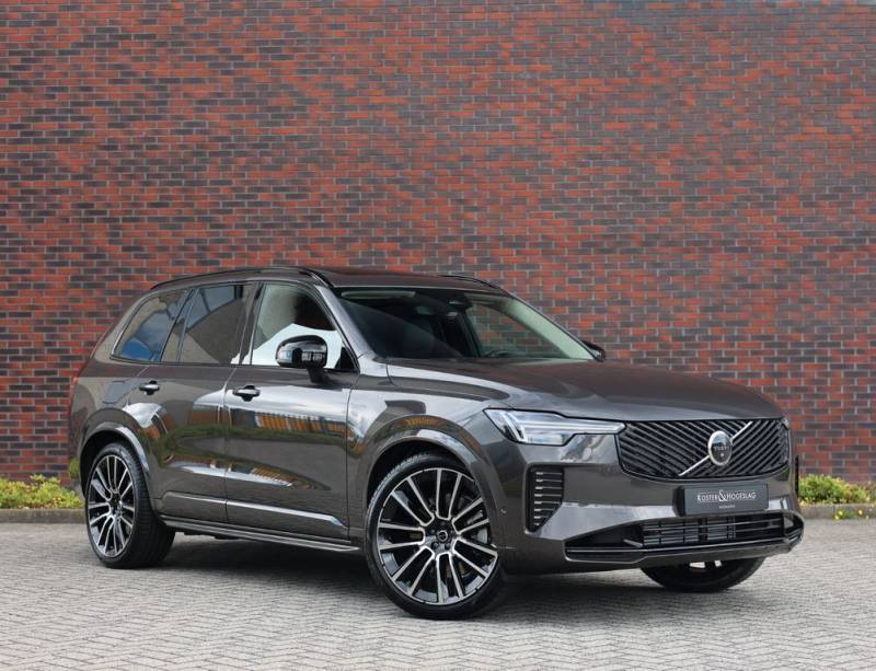 Volvo XC90 Ultra Dark T8 AWD - Platinum Grey - Sofort