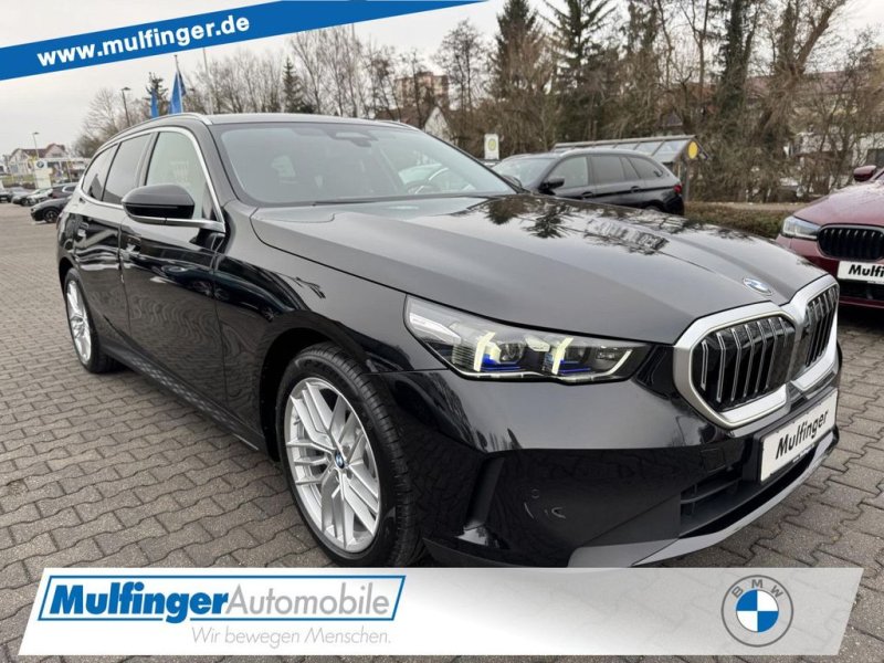 BMW 520d Touring HUD DrivAssProf HarmKard Bluetooth