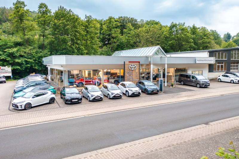 Toyota Tundra 1794 Edition Hybrid CrewMax