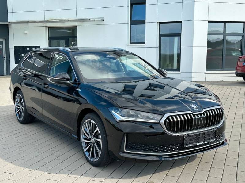Skoda Superb 2.0 TDI DSG 4x4 LandK Combi+STH+PANO+AHK