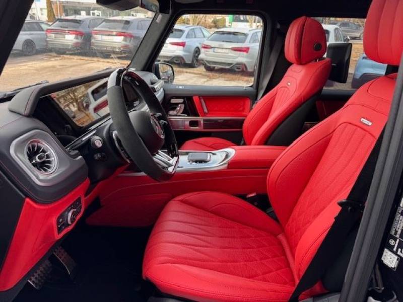 Mercedes-Benz G 63 AMG/PRODUCTION 2026/Black-Red/Carbon/Full