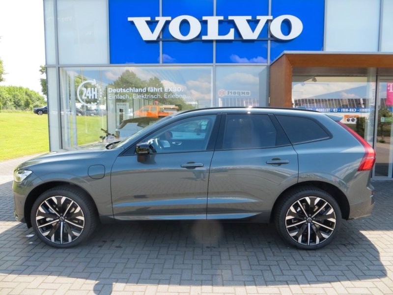 Volvo XC60 T8 Plug-in Hybrid AWD Ultra Dark