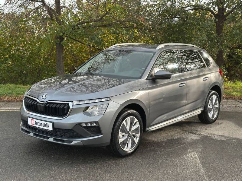 Skoda 130 Premium DSG NAVI ACC KAMERA+PDC eHK LM17"