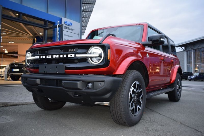 Ford Bronco 2.7 EcoBoost V6 Outer Banks