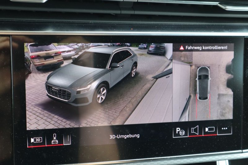 Audi Q8 SUV 45 TDI qu *FACELIFT* BLACK-PAKET/LUFT/AHK