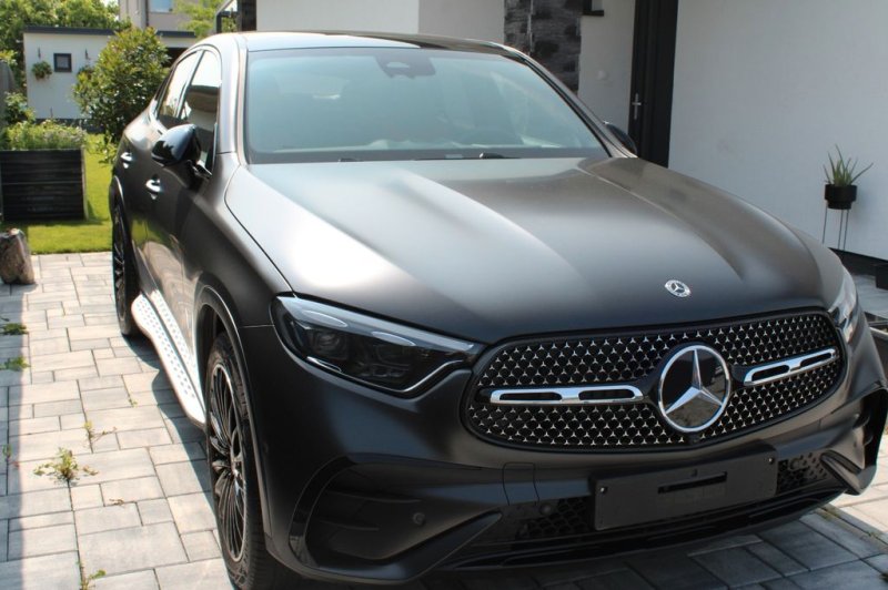Mercedes-Benz GLC 300 4MaticAMGlineAdvanced+Burmester audio