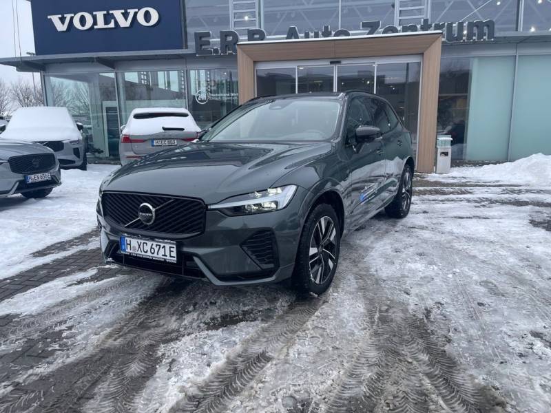 Volvo XC60 Plus Dark Recharge Plug-In Hybrid