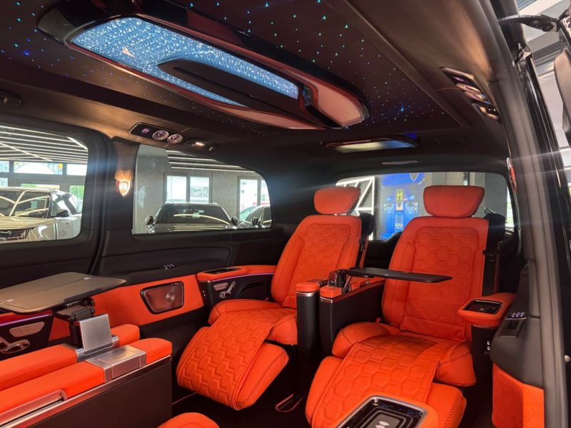 Mercedes-Benz V 300 4x Luxussitze Orange Airmatic 4 Matic 2025