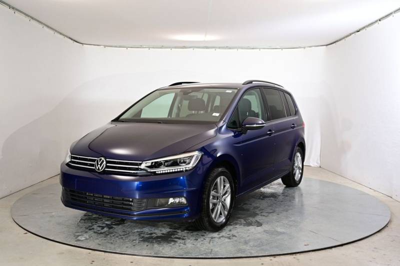 Volkswagen Touran Prime ACC-AHK-RFK-LED-Navi-Carplay-Kli...