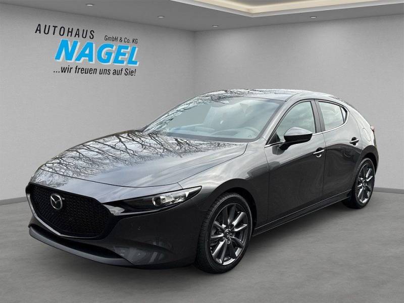 Mazda 3 2.5L e-SKYACTIV G 140PS *Centre-Line*
