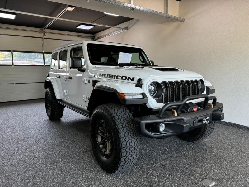 Jeep 392 FINAL EDIT. 6.4L-V8 SKY ONE-WINDE-AHK 3.5To.