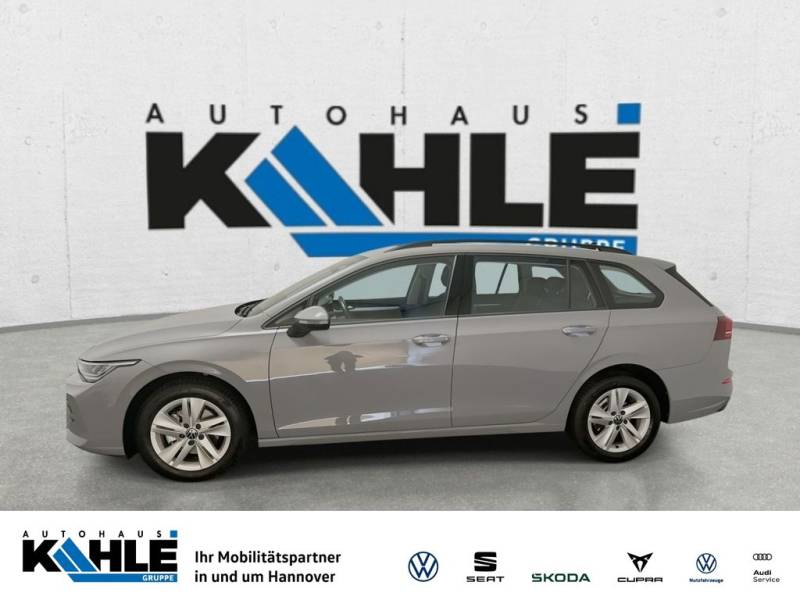 Volkswagen Golf VIII Variant 1.5 eTSI Life CarPlay Hyb. ACC