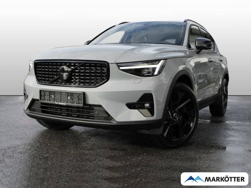 Volvo XC40 Plus Black Edition/AHK/LED