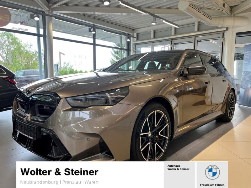 BMW M5 Touring/Sepang Bronze/0,5% DW-Versteuerung/Vo