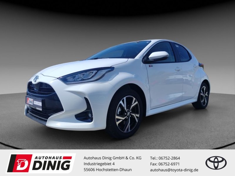 Toyota Yaris Hybrid Teamplayer 1.5 189€ mtl. LED Apple 