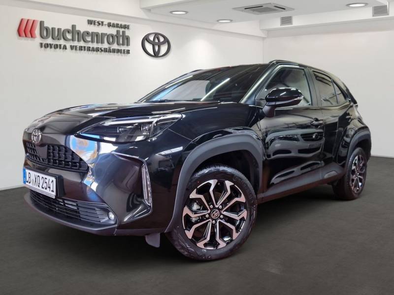 Toyota Yaris Cross Hybrid FWD Teamplayer + Winterpaket