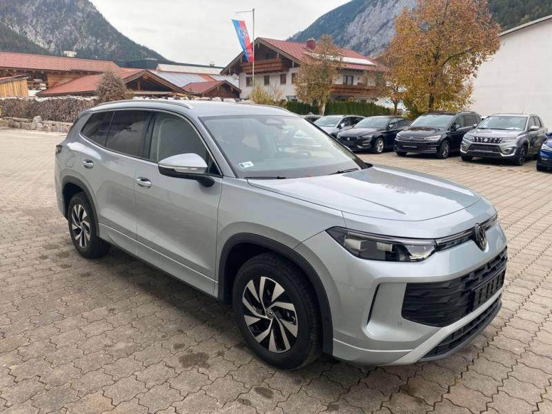 Volkswagen Tayron 1.5 eTSI Prime 7-Sitzer,LHZ,SHZ,ACC,IQ...