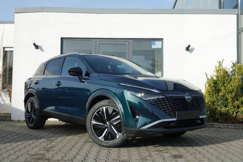 Nissan Qashqai TEKNA 158PS Xtron MY25 BOSE Panodach AHK