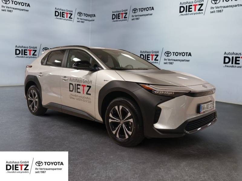 Toyota bZ4X FWD Teamplayer*MATRIX*360*ACC*NAVI*TOTW