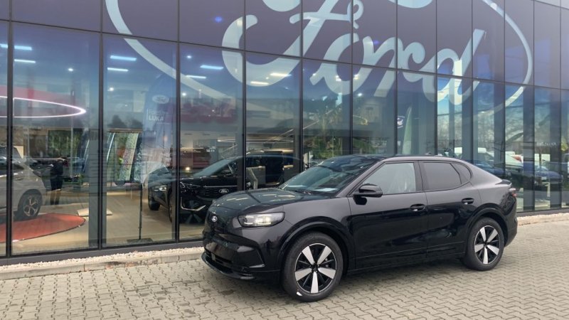 Ford Capri 77kWh RWD