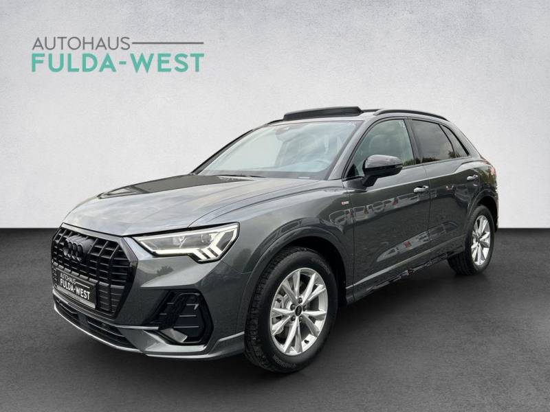Audi Q3 40TFSI qu. S Line LED Pano AHK Black+ 4JGaran