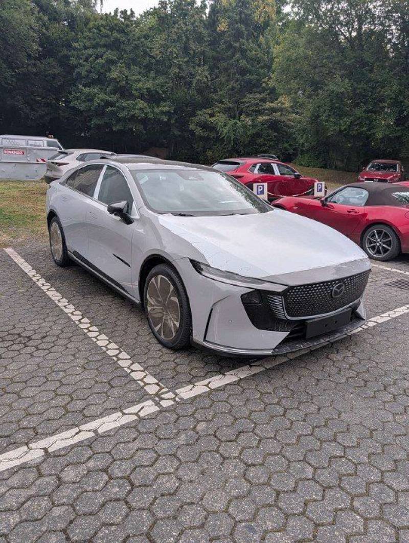 Mazda 6E EV 258ps 1AT RWD Takumi Plus