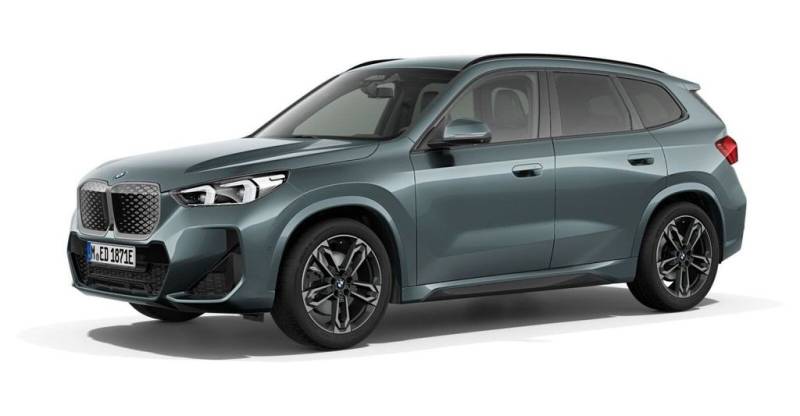 BMW iX1 xDrive30 UPE 70.920 EUR ///M-Sport ACC AHK