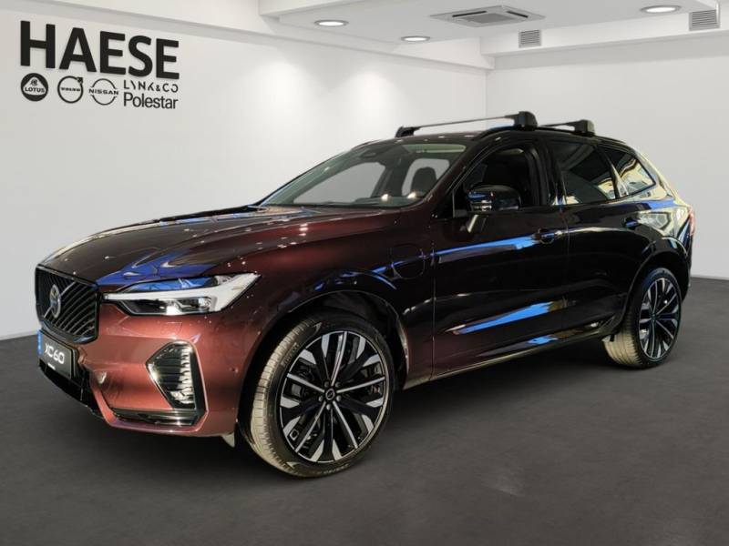 Volvo XC60 Ultra Dark Recharge Plug-In Hybrid AWD HUD 