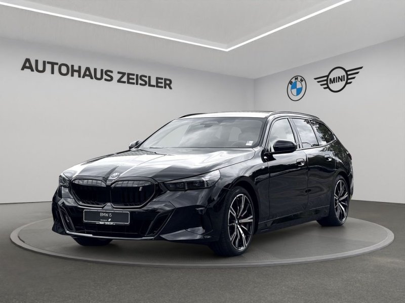 BMW i5 xDrive40 Tour. M Sport Pro 20"LM AHK Glasdach