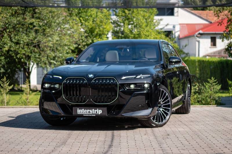 BMW 740d M SPORT.SKY.MASSAGE.INDIVIDUAL.BandW.5/100