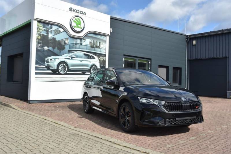 Skoda Octavia 2.0 TSI RS*Matrix*AHK*HeadUp*Pano*Canton