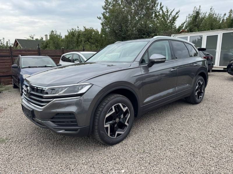 Volkswagen Touareg 3.0 V6 TDI 4MOT+AHK+Leder+Panorama
