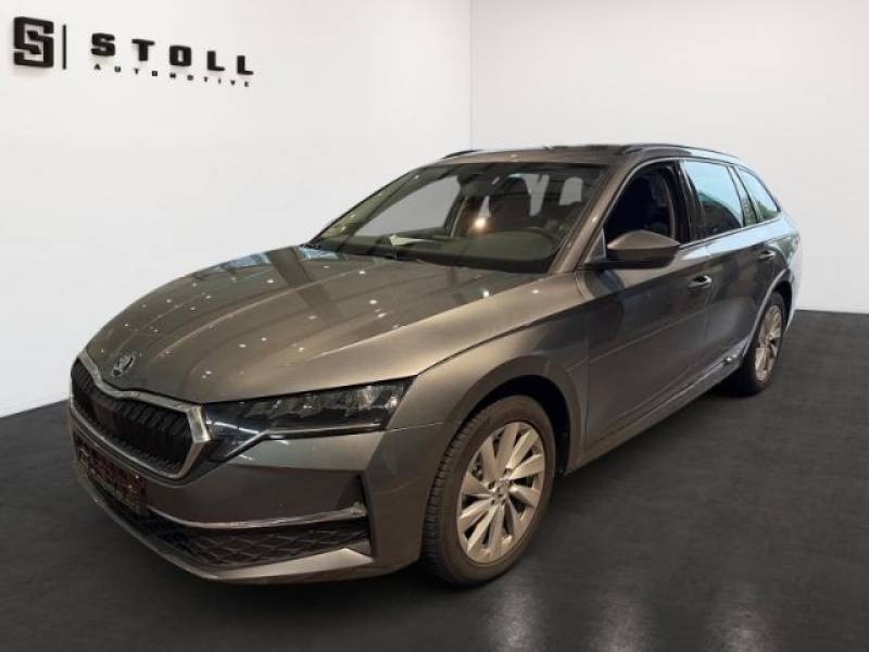 Skoda Octavia 2.0 TDI DSG Selection Navi+RearView+Keyl