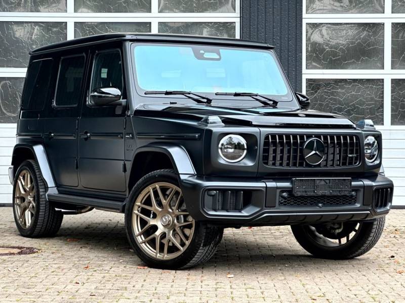 Mercedes-Benz G63 AMG CARBON SUPERIOR TWO-TONE 1OF200 2025