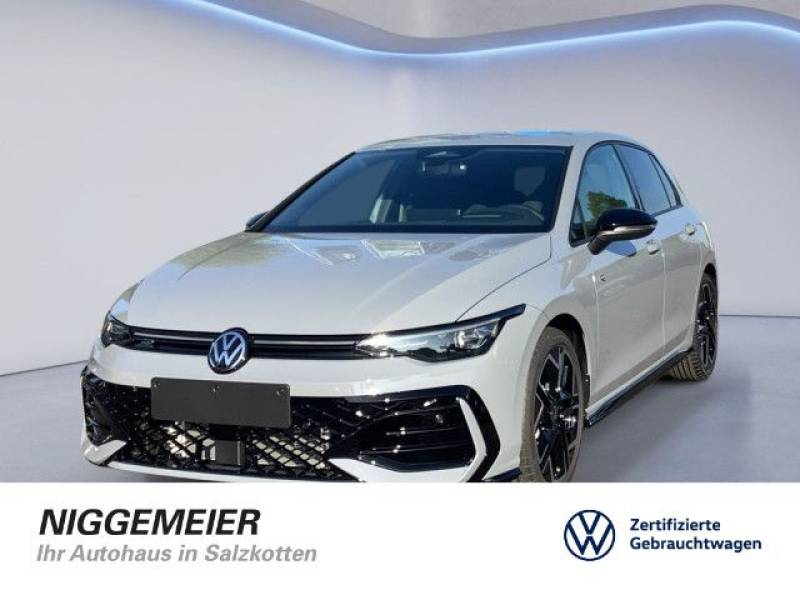 Volkswagen Golf VIII 1.5eTSI DSG R-Line