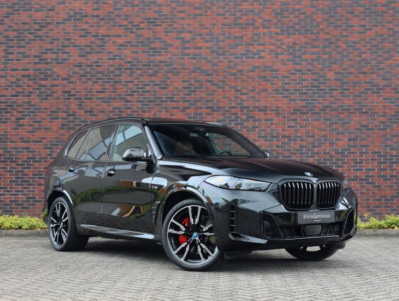 BMW X5 50e xDrive - Individual - Sky - AHK - BowandWil