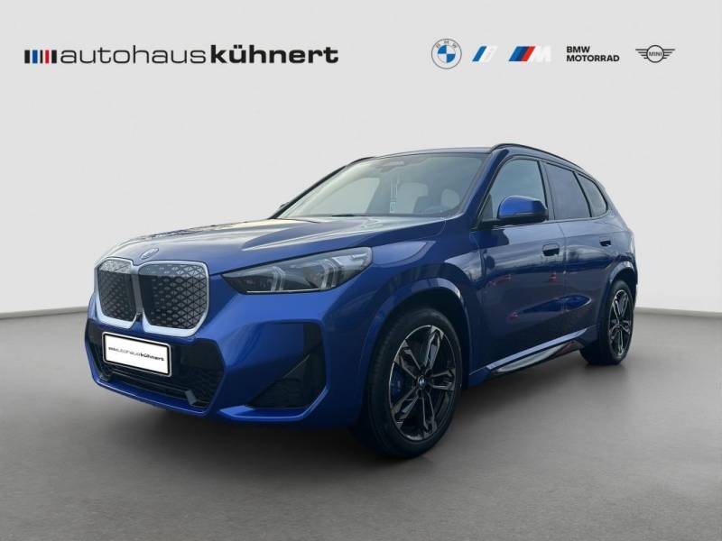 BMW iX1 eDrive20 Elektro UPE: 64.770 EUR ///M-Sport