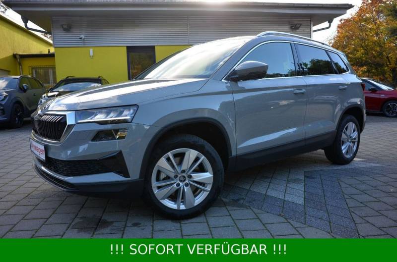 Skoda Karoq 1.5 TSI 5JG+AHK+NAVI+SHZ+HEIZWSS+eHECKKL