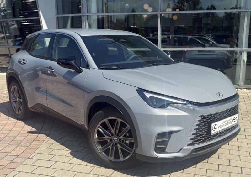 Lexus LBX FWD Elegant Black Edition