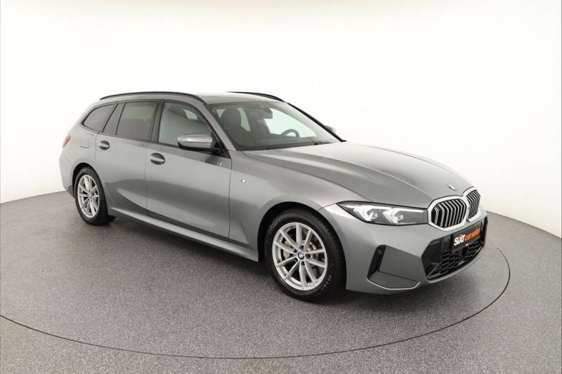 BMW 330i xDrive M Sport ACC-Pano-HUD-ParkAs+360-AHK