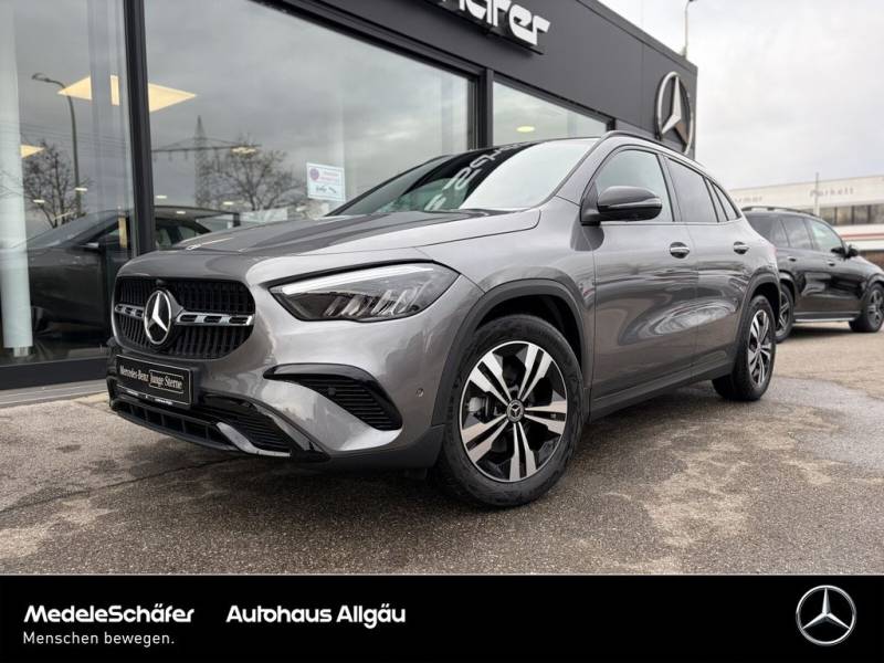 Mercedes-Benz GLA 200 Progressive Night Keyless AHK Led Distro