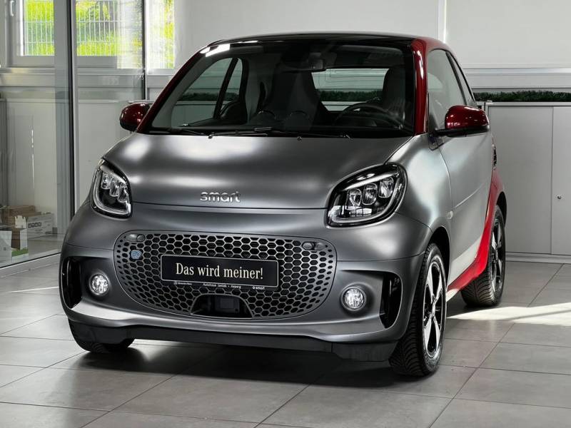 Smart fortwo coupé EQ Passion 22kW+LED+NAVI+EPHandKAMERA