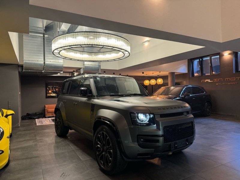 Land Rover Defender 110 OCTA Edition One