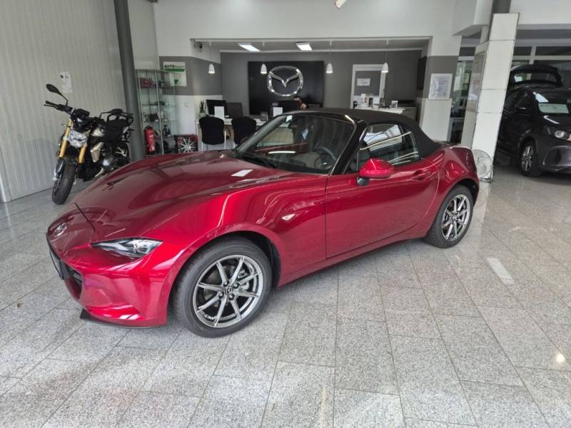 Mazda MX-5 1.5L SKYACTIV-G (132 hp) 6MT RWD Exclusive-