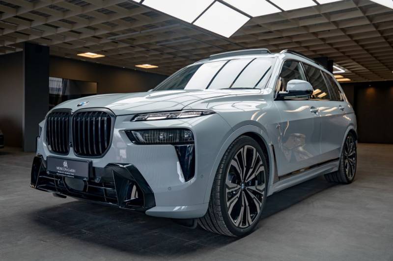 BMW X7 xDrive 40d M Sport *23"*BandW*SkyLounge*