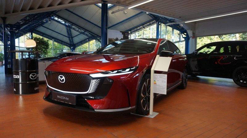 Mazda 6E EV 258ps