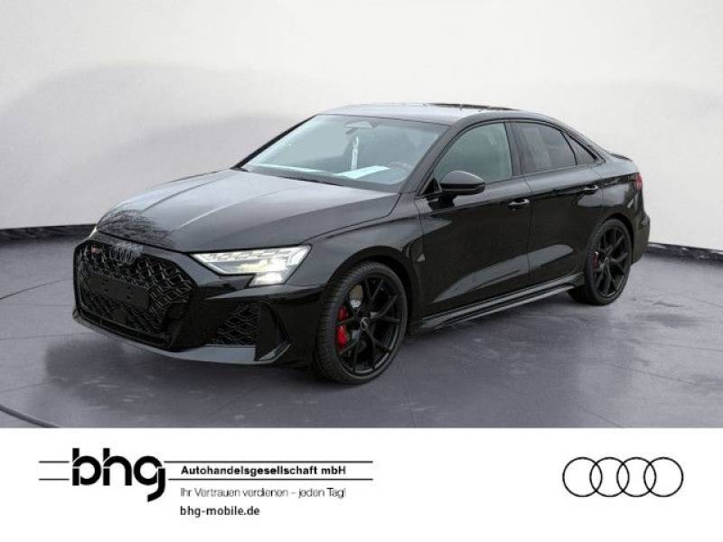 Audi RS 3 Limousine 400PS S tronic